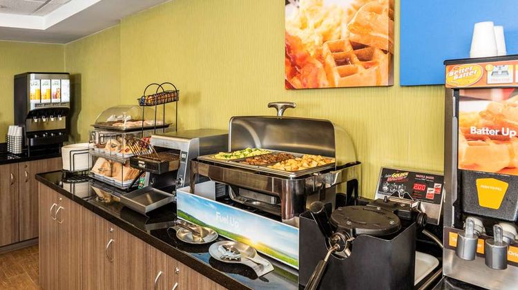 Comfort Inn Winnipeg Airport Restaurant