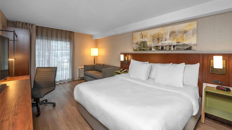 Comfort Inn Winnipeg Airport Suite