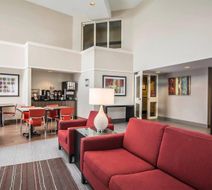 Clarion Pointe Lobby