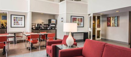 Clarion Pointe Lobby