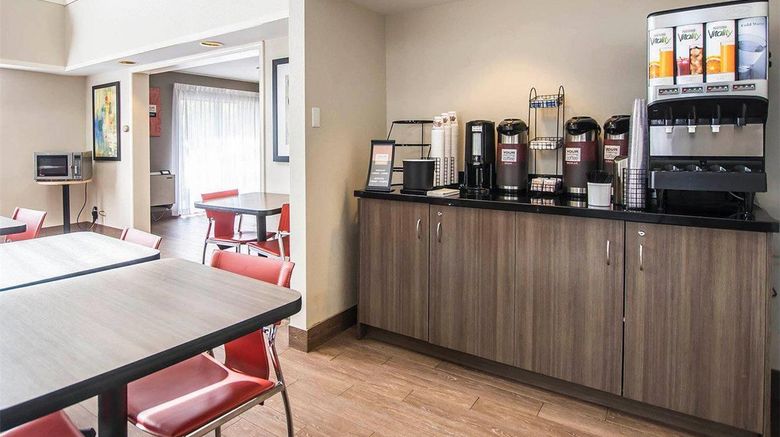 <b>Comfort Inn Restaurant</b>. Images powered by <a href="https://iceportal.shijigroup.com/" title="IcePortal" target="_blank">IcePortal</a>.