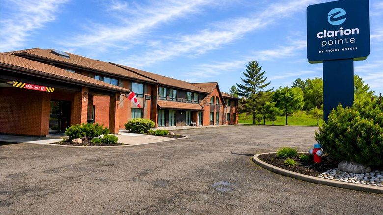 Clarion Pointe Exterior. Images powered by <a href="https://iceportal.shijigroup.com" target="_blank" rel="noopener">Ice Portal</a>.