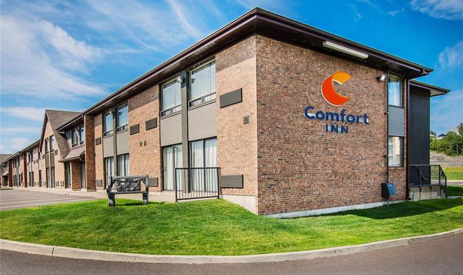 Comfort Inn Edmundston Exterior