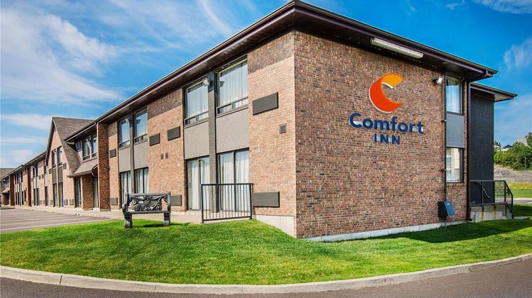 Comfort Inn Edmundston Exterior