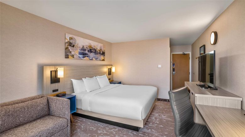 <b>Comfort Inn Moncton East Room</b>. Images powered by <a href="https://iceportal.shijigroup.com/" title="IcePortal" target="_blank">IcePortal</a>.