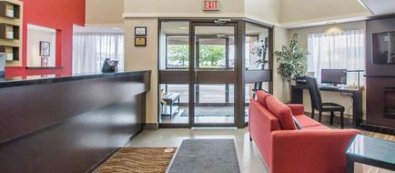 Comfort Inn Amherst Lobby