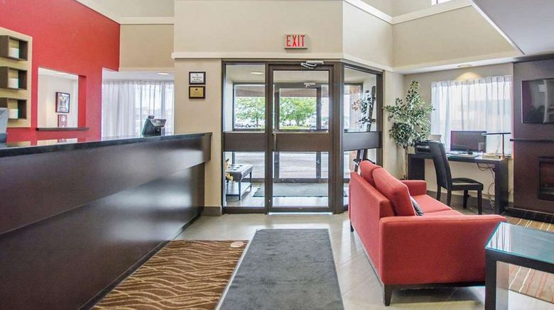 <b>Comfort Inn Amherst Lobby</b>. Images powered by <a href="https://iceportal.shijigroup.com/" title="IcePortal" target="_blank">IcePortal</a>.