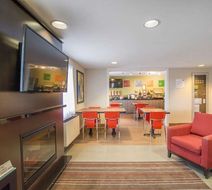 Comfort Inn Amherst Lobby