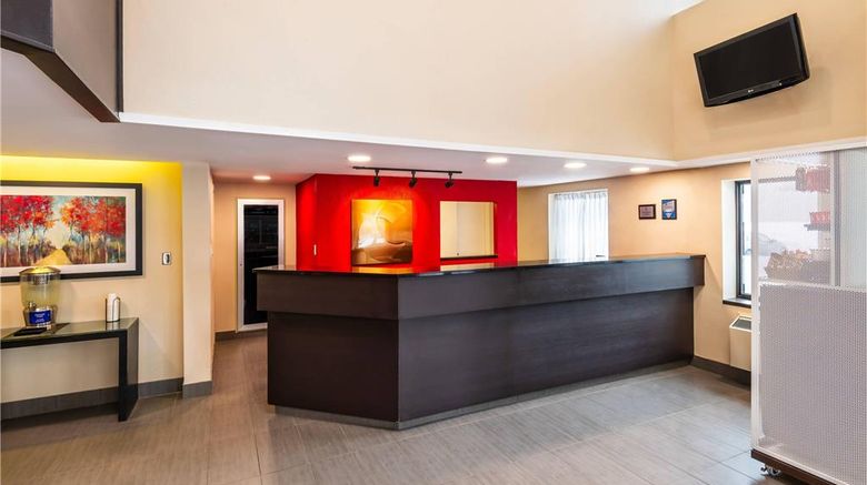 <b>Comfort Inn Amherst Lobby</b>. Images powered by <a href="https://iceportal.shijigroup.com/" title="IcePortal" target="_blank">IcePortal</a>.