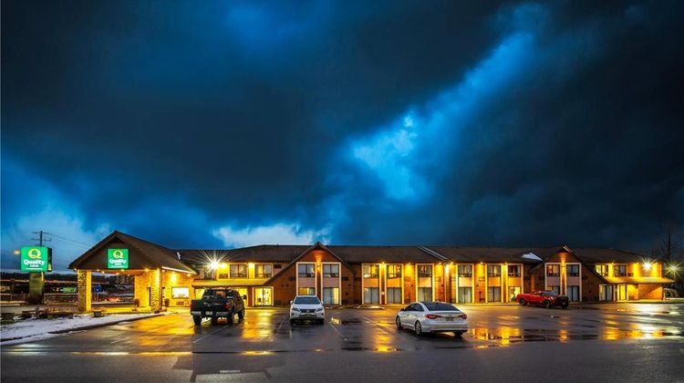 Quality Inn Barrie Exterior