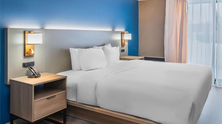 <b>Comfort Inn Belleville Suite</b>. Images powered by <a href="https://iceportal.shijigroup.com/" title="IcePortal" target="_blank">IcePortal</a>.
