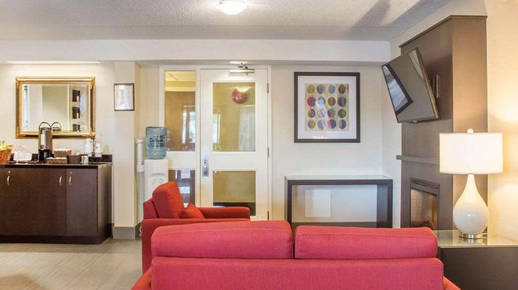 Comfort Inn Lobby