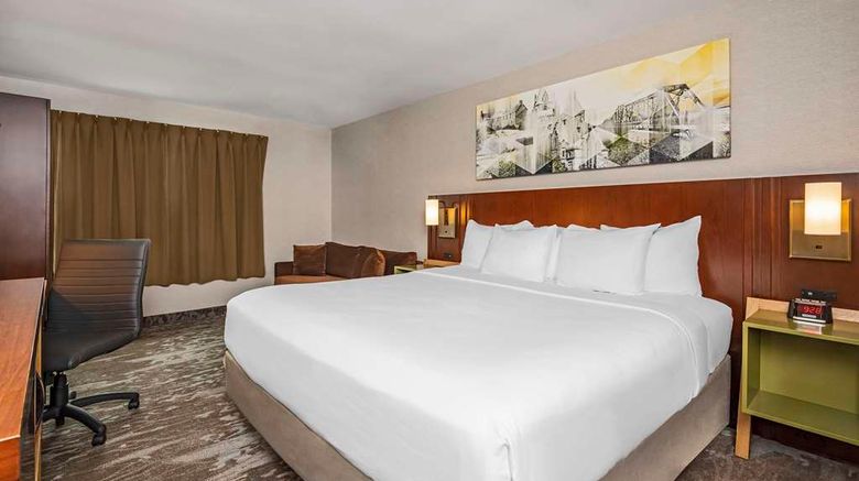 <b>Comfort Inn Cambridge - Highway 401 Room</b>. Images powered by <a href="https://iceportal.shijigroup.com/" title="IcePortal" target="_blank">IcePortal</a>.