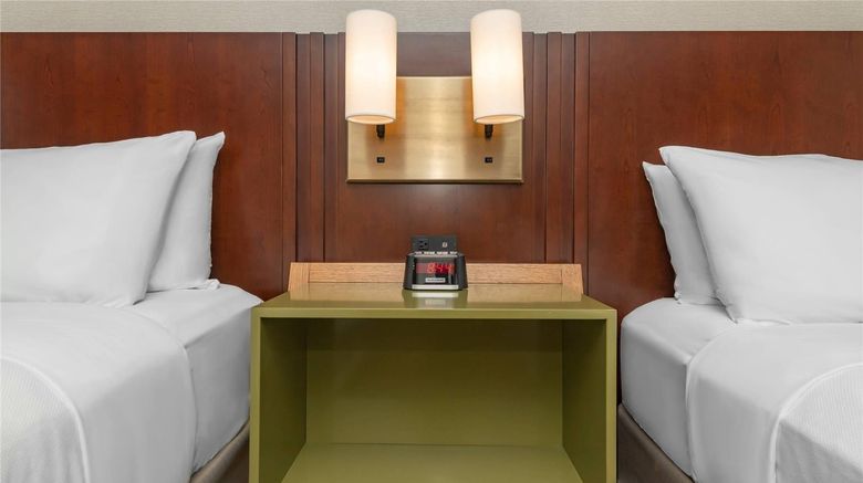 <b>Comfort Inn Dryden Room</b>. Images powered by <a href="https://iceportal.shijigroup.com/" title="IcePortal" target="_blank">IcePortal</a>.