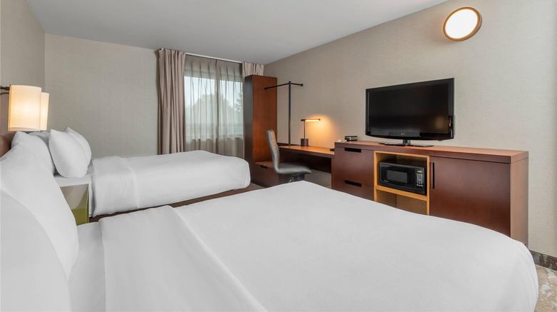 <b>Comfort Inn Dryden Room</b>. Images powered by <a href="https://iceportal.shijigroup.com/" title="IcePortal" target="_blank">IcePortal</a>.