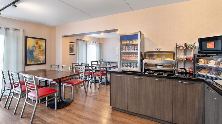 <b>Comfort Inn Hamilton - Stoney Creek Restaurant</b>. Images powered by <a href="https://iceportal.shijigroup.com/" title="IcePortal" target="_blank">IcePortal</a>.