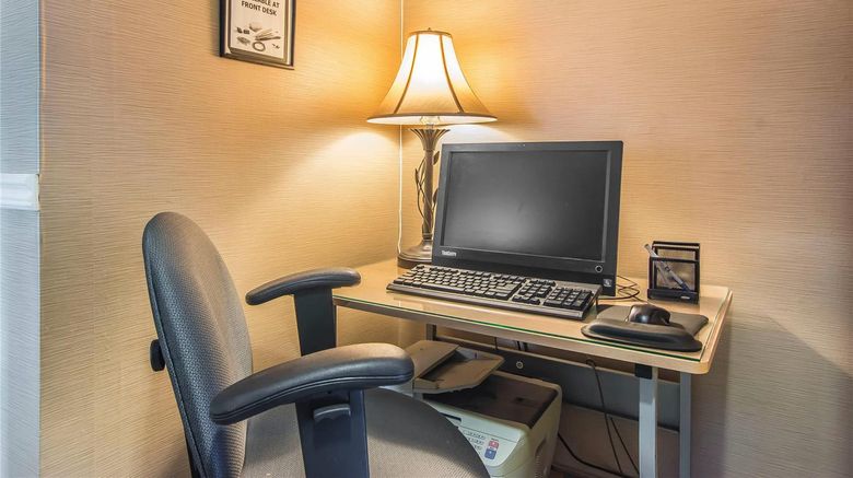 <b>Comfort Inn Other</b>. Images powered by <a href="https://iceportal.shijigroup.com/" title="IcePortal" target="_blank">IcePortal</a>.