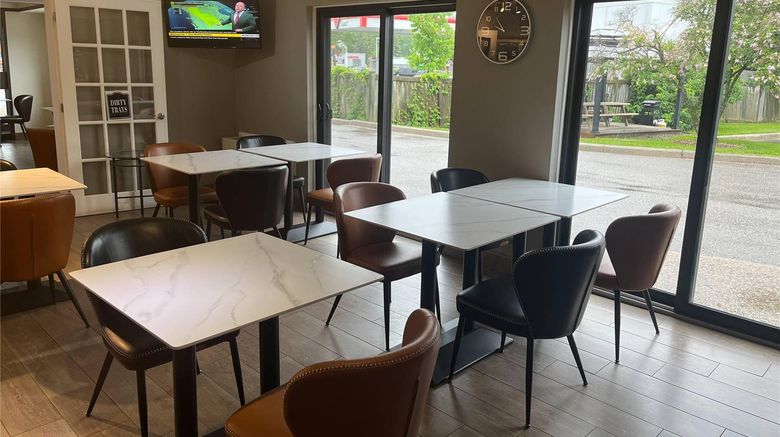 <b>Comfort Inn Restaurant</b>. Images powered by <a href="https://iceportal.shijigroup.com/" title="IcePortal" target="_blank">IcePortal</a>.