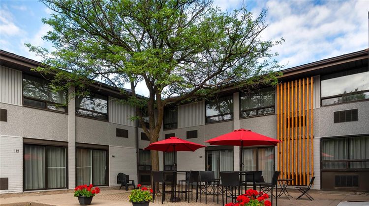 Comfort Inn Ottawa West Exterior