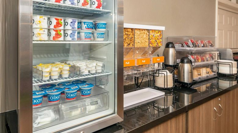 <b>Comfort Inn Ottawa West Restaurant</b>. Images powered by <a href="https://iceportal.shijigroup.com/" title="IcePortal" target="_blank">IcePortal</a>.