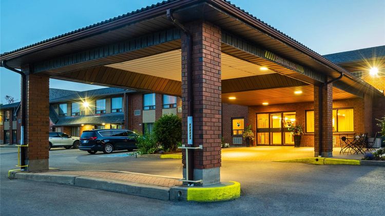 Comfort Inn Kingston Exterior