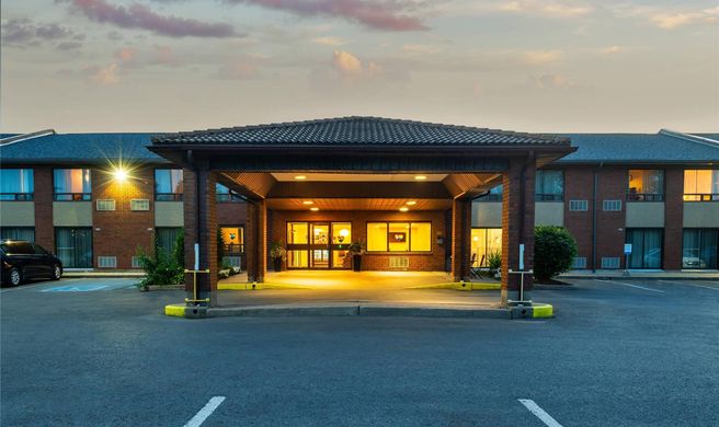 Comfort Inn Kingston Exterior