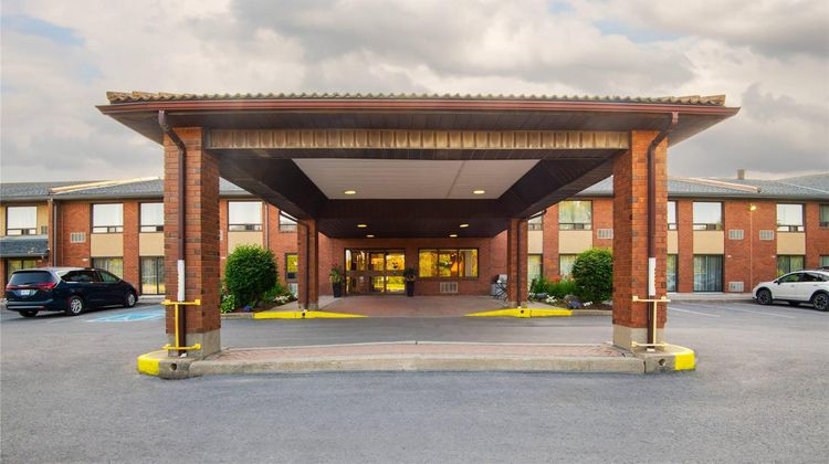 Comfort Inn Kingston Exterior