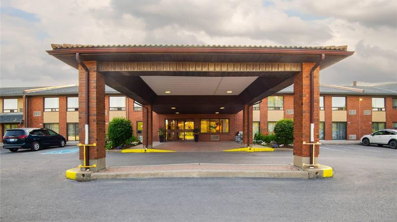 <b>Comfort Inn Kingston Exterior</b>. Images powered by <a href="https://iceportal.shijigroup.com/" title="IcePortal" target="_blank">IcePortal</a>.