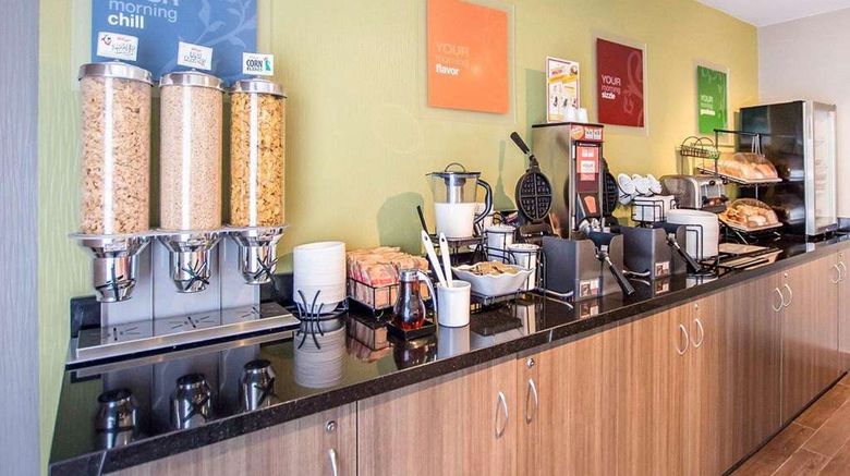 <b>Comfort Inn Restaurant</b>. Images powered by <a href="https://iceportal.shijigroup.com/" title="IcePortal" target="_blank">IcePortal</a>.