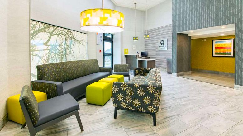 <b>Quality Inn Leamington Lobby</b>. Images powered by <a href="https://iceportal.shijigroup.com/" title="IcePortal" target="_blank">IcePortal</a>.