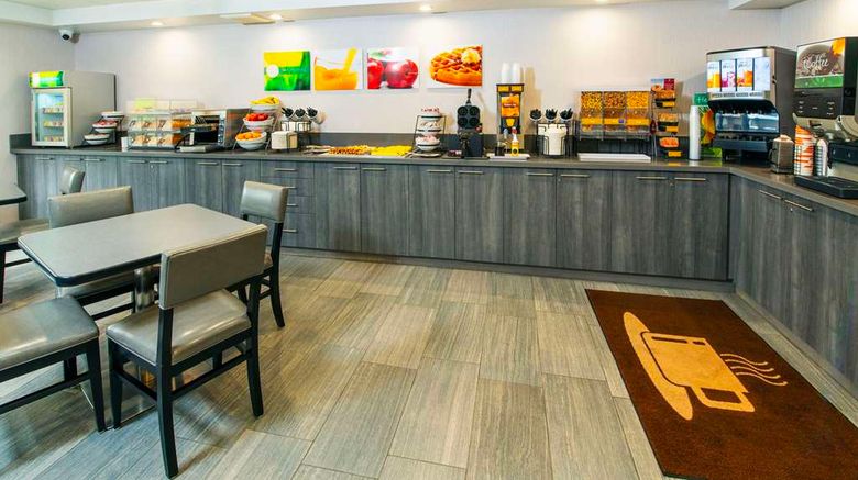 <b>Quality Inn Leamington Restaurant</b>. Images powered by <a href="https://iceportal.shijigroup.com/" title="IcePortal" target="_blank">IcePortal</a>.