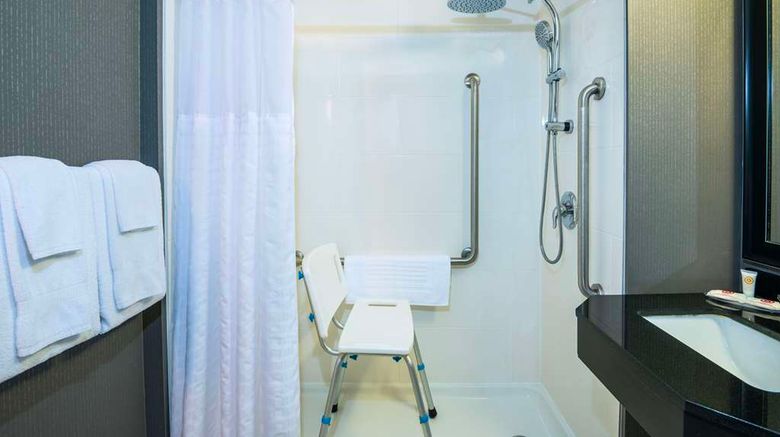 <b>Comfort Inn Newmarket - Aurora Room</b>. Images powered by <a href="https://iceportal.shijigroup.com/" title="IcePortal" target="_blank">IcePortal</a>.