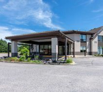 Comfort Inn North Bay Exterior