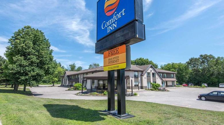 Comfort Inn North Bay Exterior. Images powered by <a href="https://iceportal.shijigroup.com" target="_blank" rel="noopener">Ice Portal</a>.