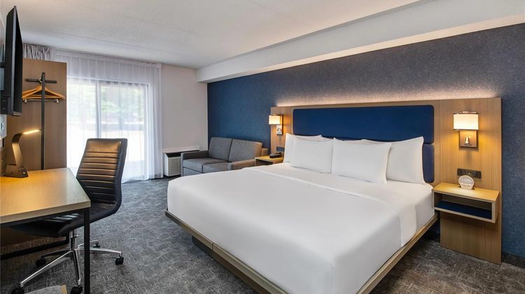 Comfort Inn North Bay Room