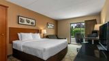 <b>Comfort Inn Orillia Room</b>. Images powered by <a href="https://iceportal.shijigroup.com/" title="IcePortal" target="_blank">IcePortal</a>.