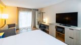 <b>Comfort Inn Parry Sound Room</b>. Images powered by <a href="https://iceportal.shijigroup.com/" title="IcePortal" target="_blank">IcePortal</a>.