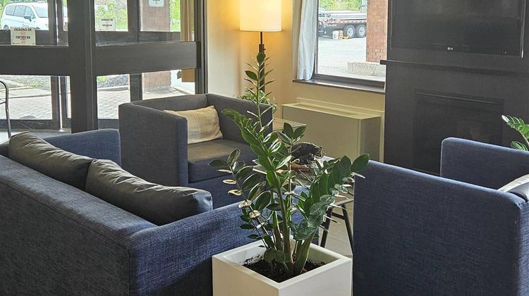 Comfort Inn Parry Sound Lobby
