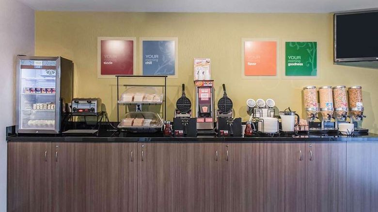 <b>Comfort Inn Pembroke Restaurant</b>. Images powered by <a href="https://iceportal.shijigroup.com/" title="IcePortal" target="_blank">IcePortal</a>.