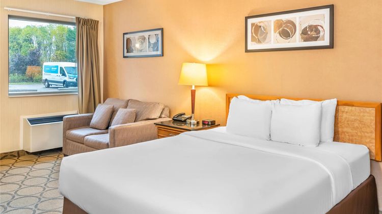 Comfort Inn Pembroke Room