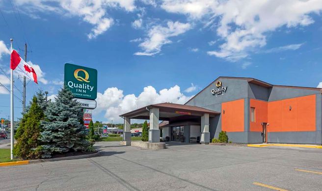 Quality Inn Exterior