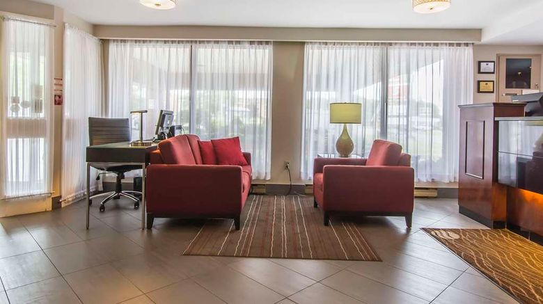 <b>Comfort Inn Sault Ste Marie Lobby</b>. Images powered by <a href="https://iceportal.shijigroup.com/" title="IcePortal" target="_blank">IcePortal</a>.