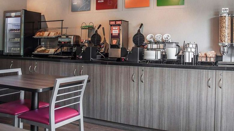 <b>Comfort Inn Restaurant</b>. Images powered by <a href="https://iceportal.shijigroup.com/" title="IcePortal" target="_blank">IcePortal</a>.