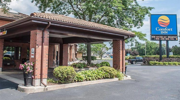 Comfort Inn Exterior