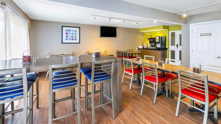 Comfort Inn Magnetic Hill Restaurant
