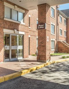 Comfort Suites London