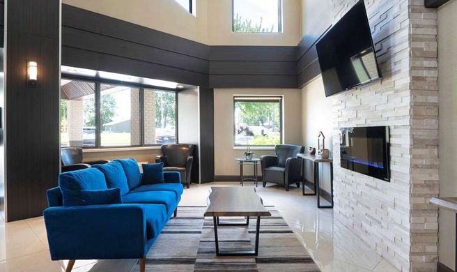 Comfort Inn Lobby