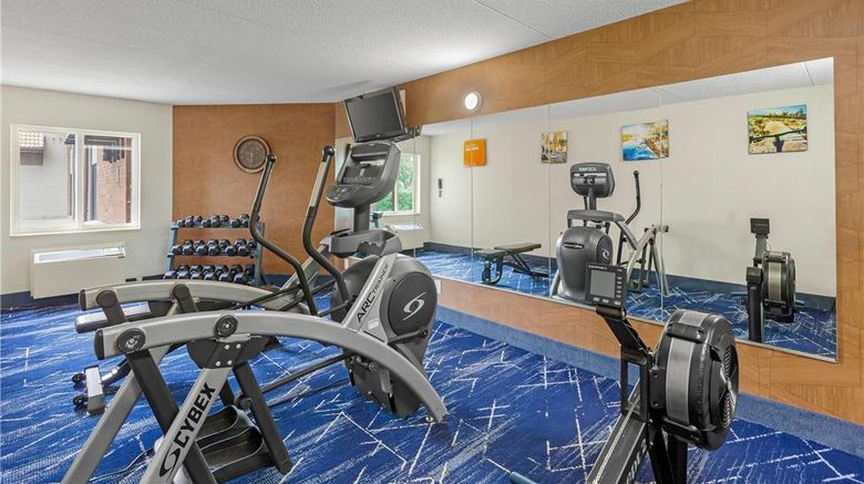 <b>Comfort Inn Health</b>. Images powered by <a href="https://iceportal.shijigroup.com/" title="IcePortal" target="_blank">IcePortal</a>.