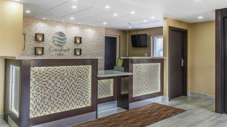 Comfort Inn Lobby