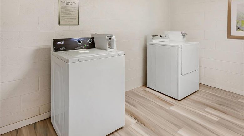 <b>Quality Suites Other</b>. Images powered by <a href="https://iceportal.shijigroup.com/" title="IcePortal" target="_blank">IcePortal</a>.